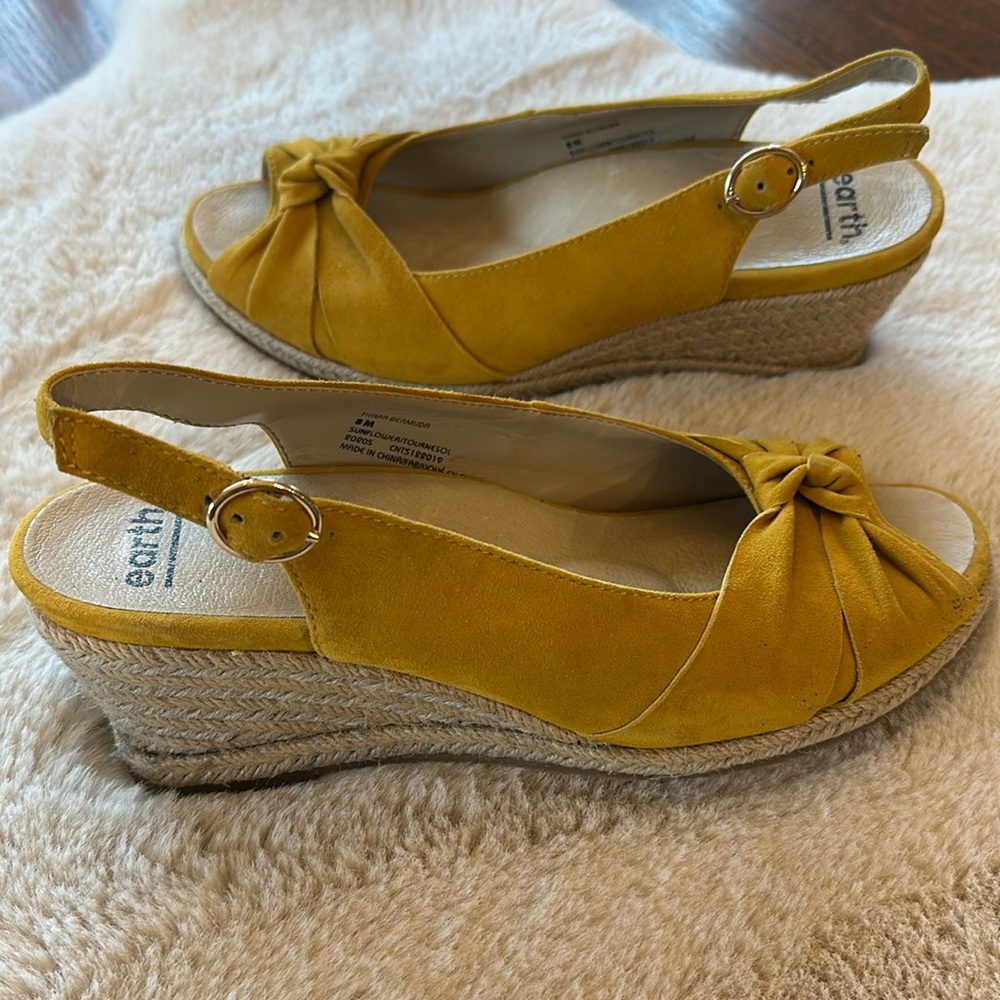 Earth sandals